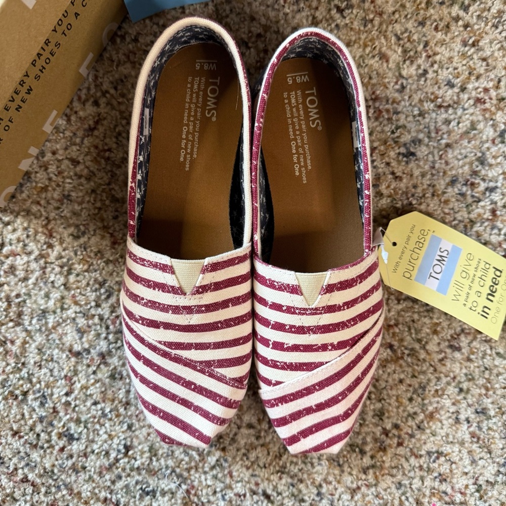 TOMS Women’s Classic Americana Canvas Flag Slip-Ons – Size 8.5 – NWT - Picture 2 of 8